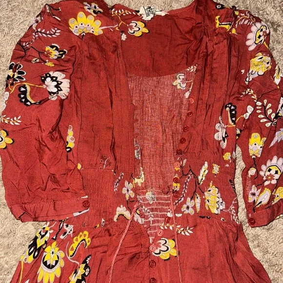 Flower Dress - Picture 7 of 9